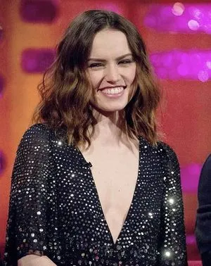 Daisy Ridley / daisyridley nude photo #0005