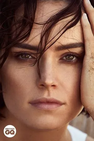 Daisy Ridley / daisyridley nude photo #0041