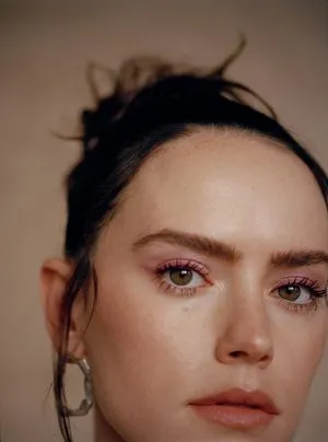 Daisy Ridley / daisyridley nude photo #0101