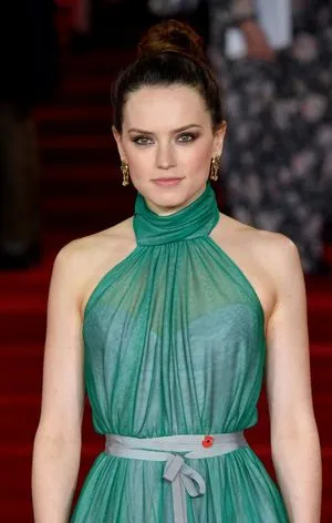 Daisy Ridley / daisyridley nude photo #0151