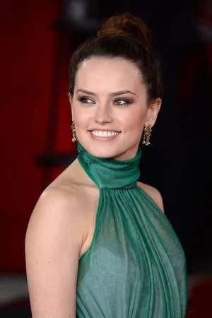 Daisy Ridley / daisyridley nude photo #0156