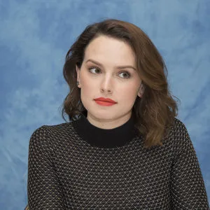 Daisy Ridley / daisyridley nude photo #0164