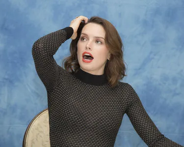 Daisy Ridley / daisyridley nude photo #0195