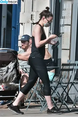 Daisy Ridley / daisyridley nude photo #0539