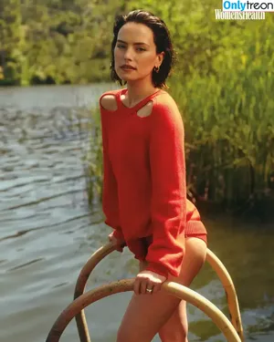 Daisy Ridley / daisyridley nude photo #0685