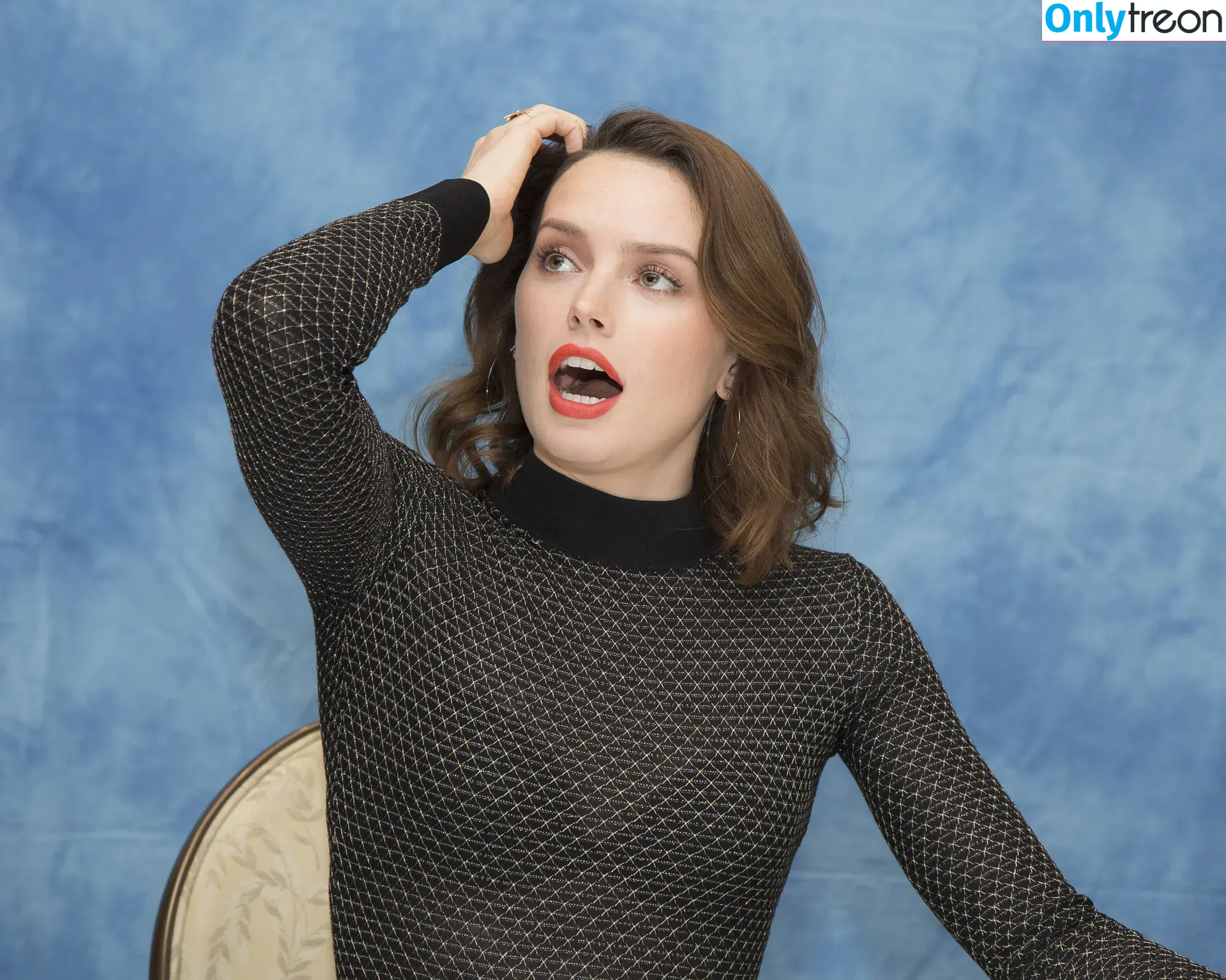 Daisy Ridley nude photo #0195 (daisyridley)