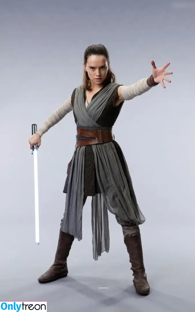 Daisy Ridley nude photo #0510 (daisyridley)