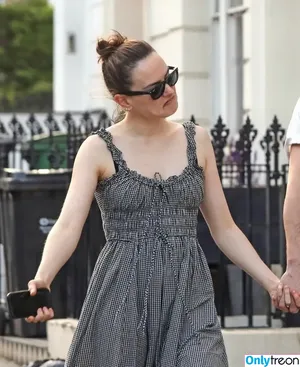 Daisy Ridley / daisyridley nude photo #1132
