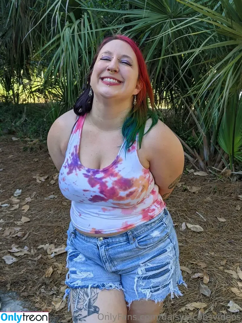 daisyjacobsvideos nude photo #0068 (daisyjc)