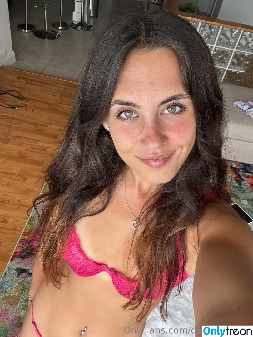 daisypheonix nude photo #0048 (daisy_pheonix_)