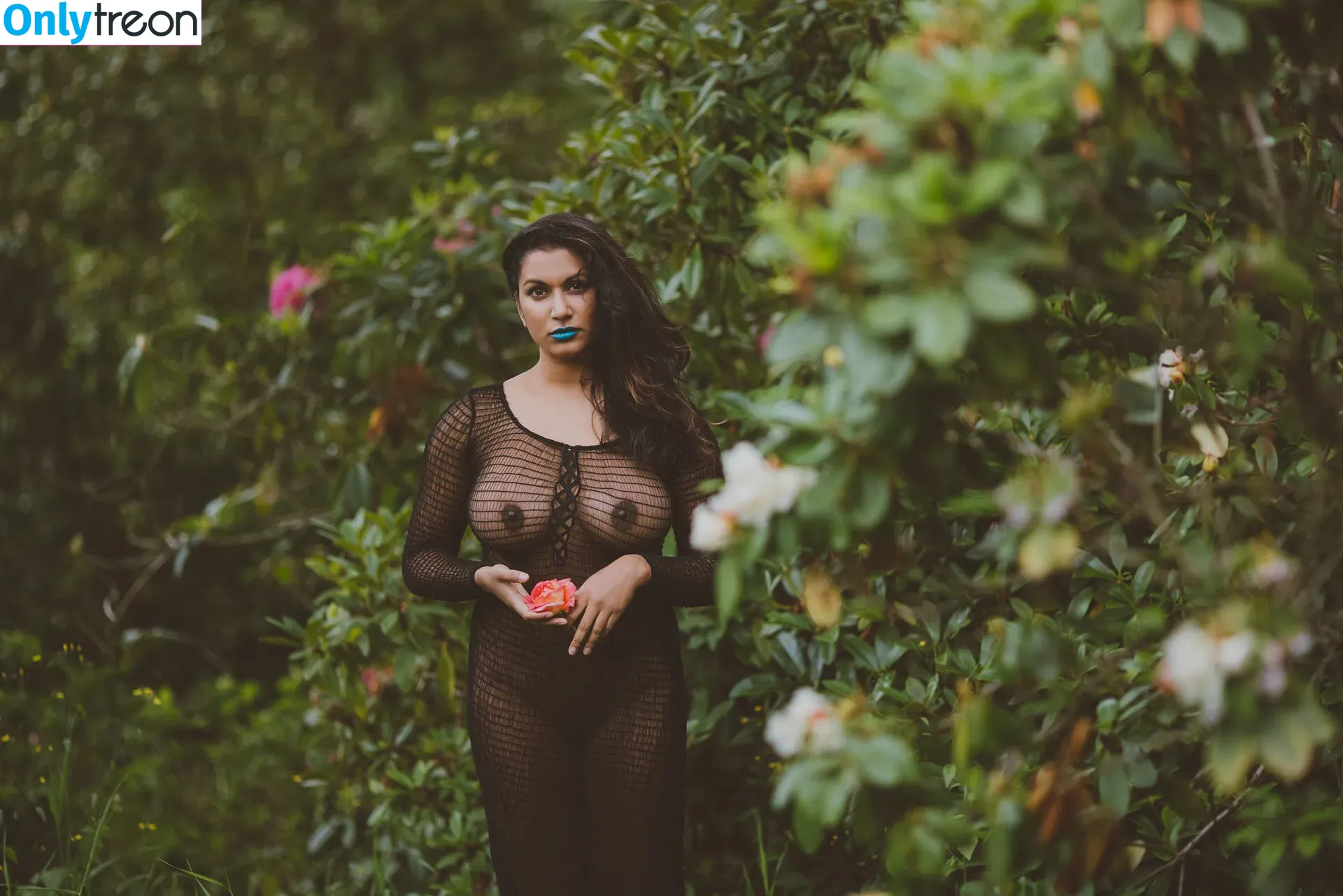 Dakini nude photo #0087 (Carla White / Devi / devithemodel / googlymonstor)