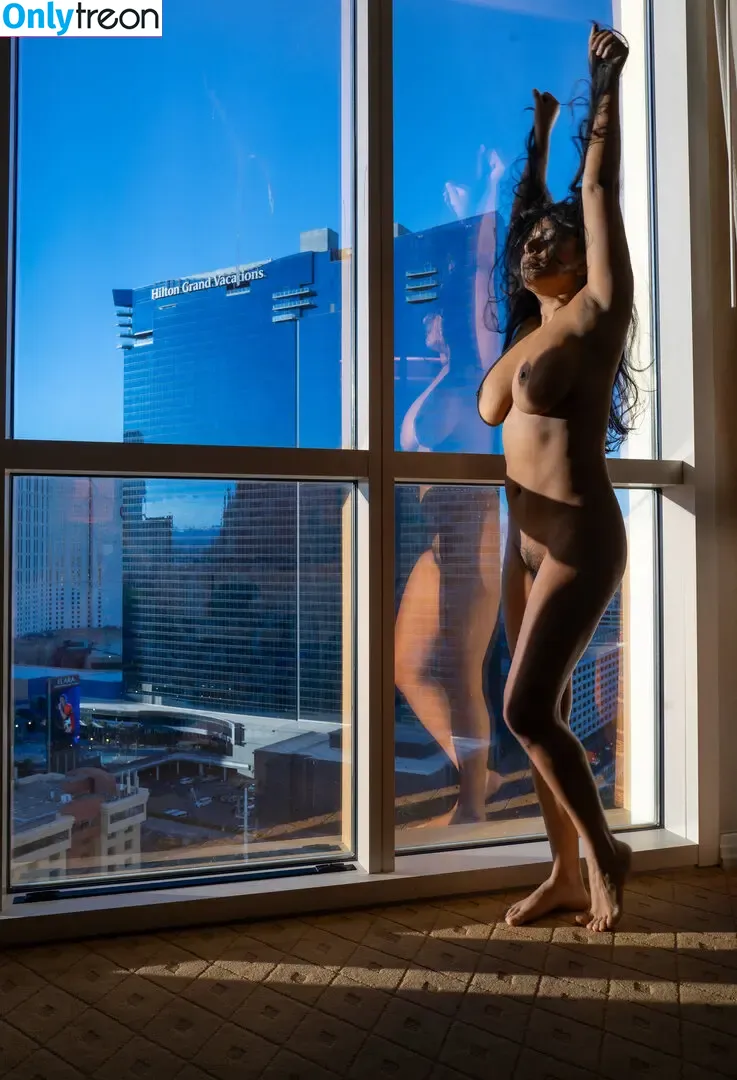 Dakini nude photo #0534 (Carla White / Devi / devithemodel / googlymonstor)