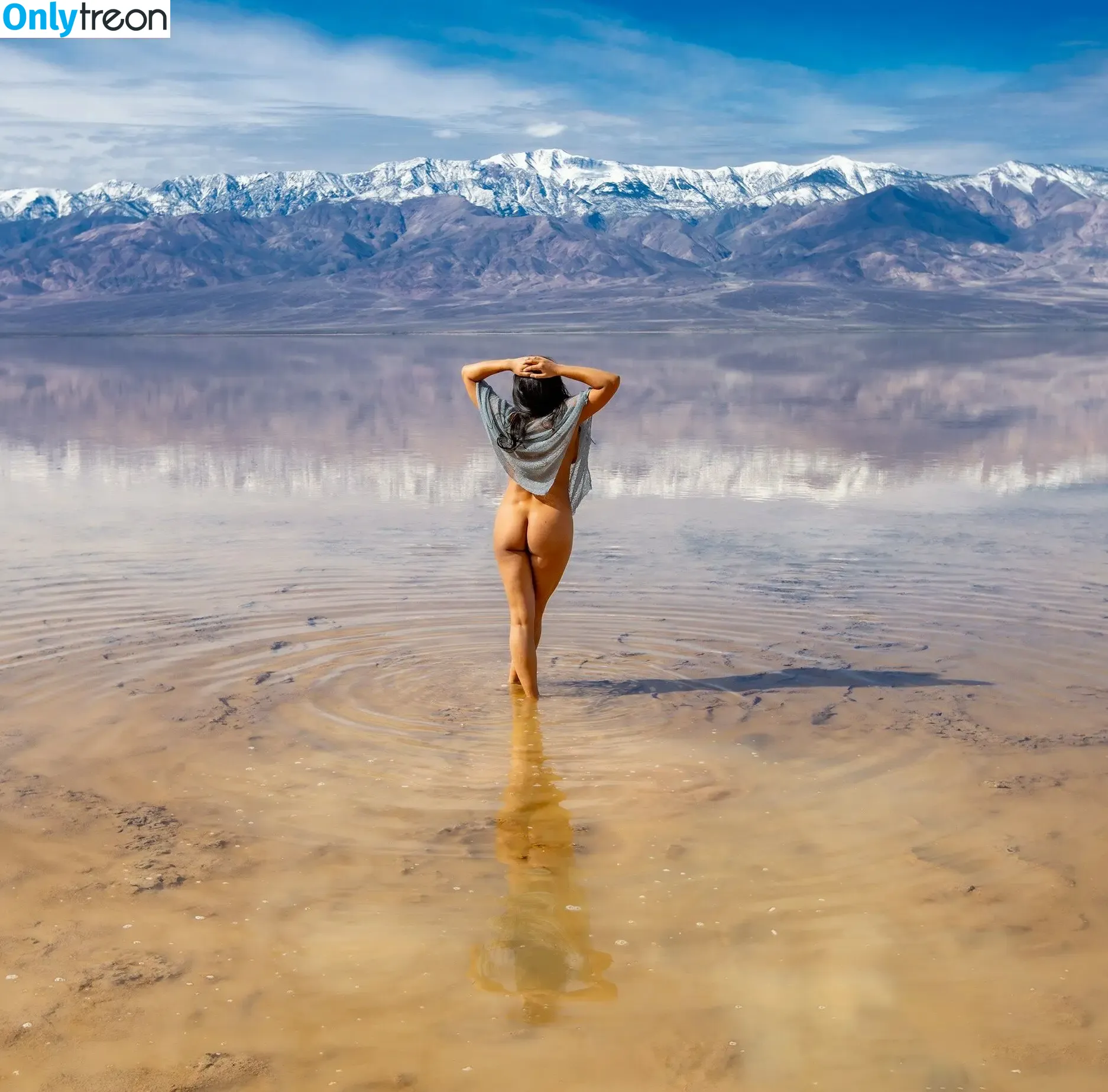 Dakini nude photo #0611 (Carla White / Devi / devithemodel / googlymonstor)