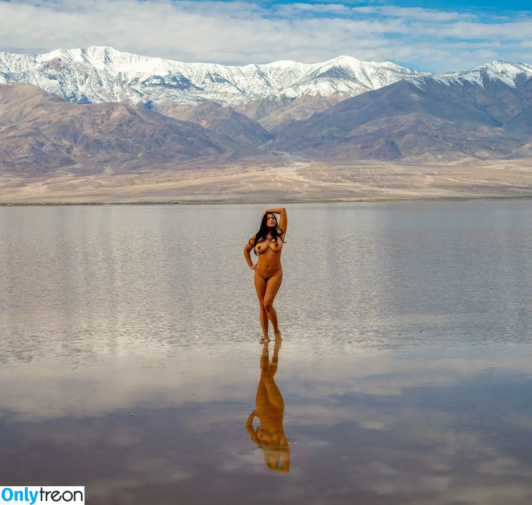 Dakini nude photo #0612 (Carla White / Devi / devithemodel / googlymonstor)