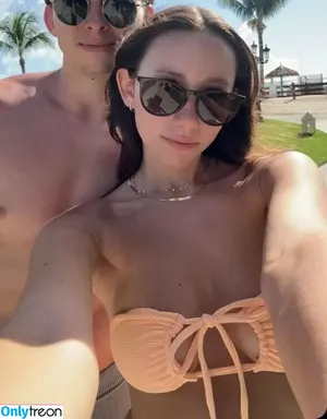 Dakota B ASMR / dakotaasmryt / dakotabasmr / jessy.je nude photo #0095