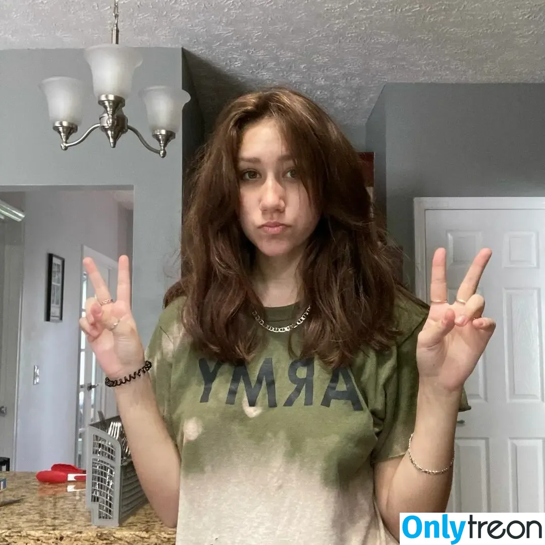 Dakota B ASMR nude photo #0029 (dakotaasmryt / dakotabasmr / jessy.je)