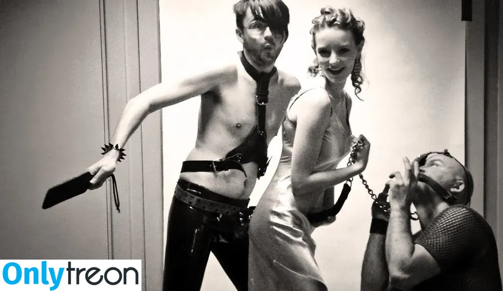 Dakota Blue Richards nude photo #0033 (dakotabluerichards)