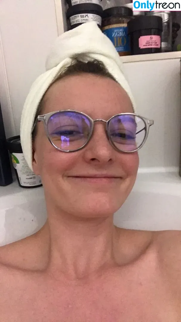 Dakota Blue Richards nude photo #0037 (dakotabluerichards)