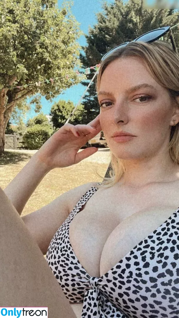 Dakota Blue Richards nude photo #0161 (dakotabluerichards)