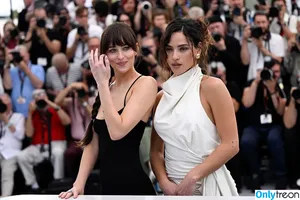 Dakota Johnson / dakotajohnson / isDakotaJohnson nude photo #1310