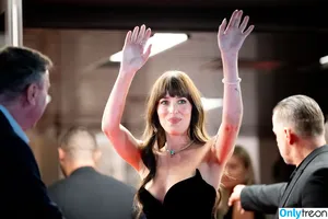 Dakota Johnson / dakotajohnson / isDakotaJohnson nude photo #1544