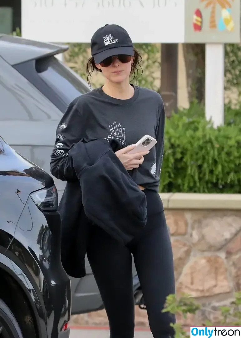 Dakota Johnson nude photo #1206 (dakotajohnson / isDakotaJohnson)