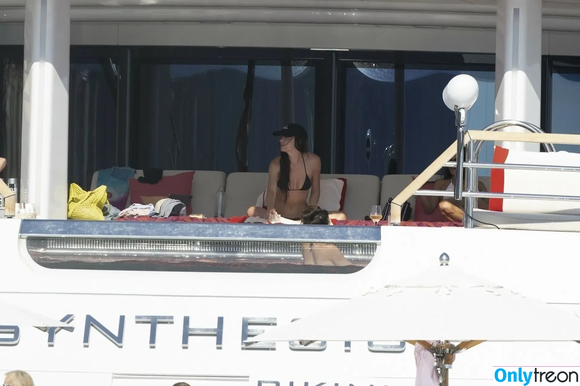 Dakota Johnson nude photo #1519 (dakotajohnson / isDakotaJohnson)