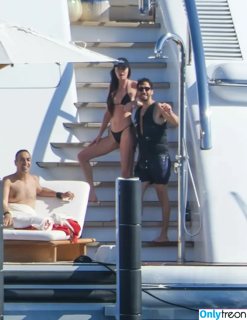 Dakota Johnson nude photo #1524 (dakotajohnson / isDakotaJohnson)