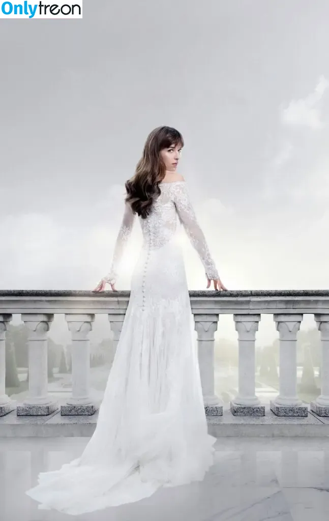 Dakota Johnson nude photo #1581 (dakotajohnson / isDakotaJohnson)