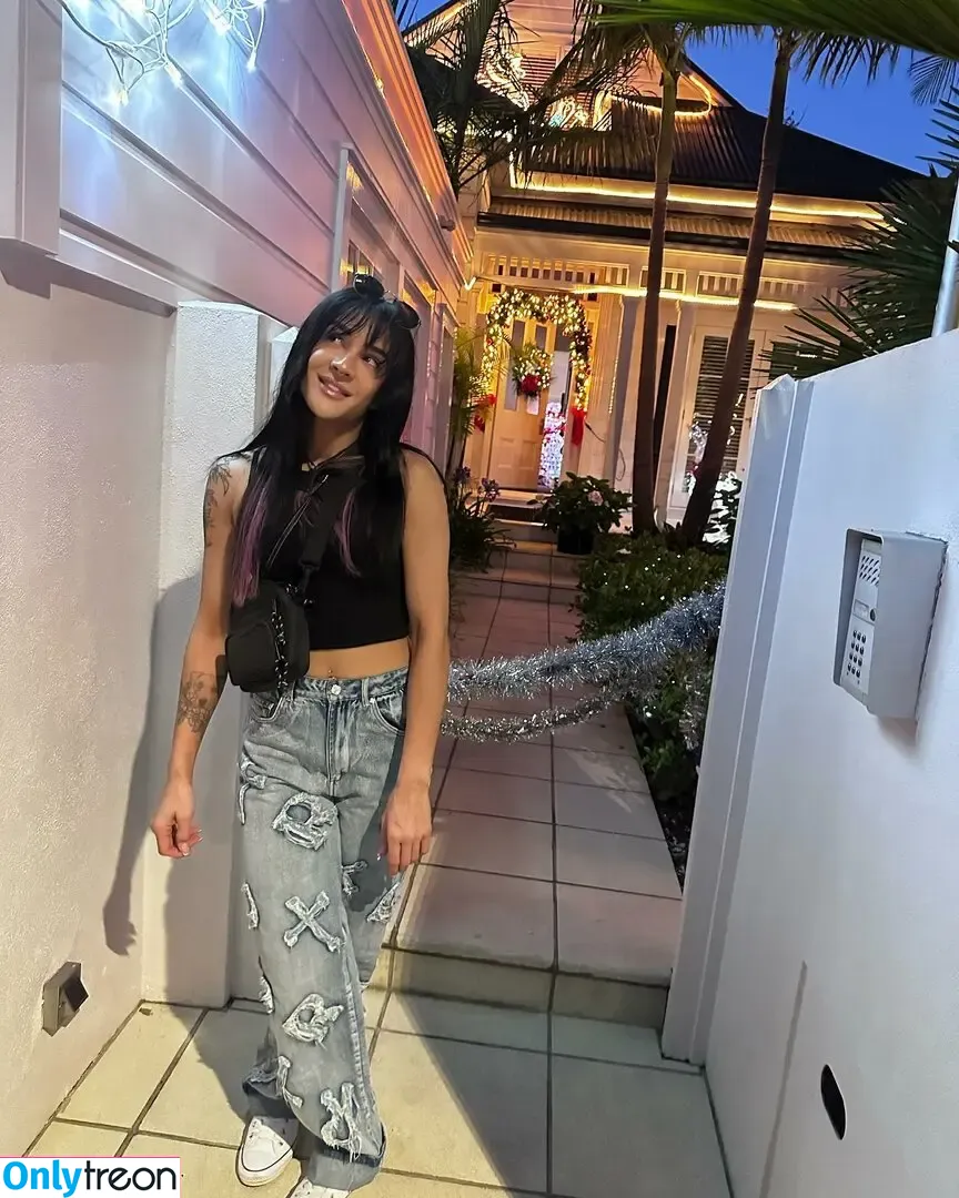 Dakota Kai nude photo #0776 (Charlie Girl / dakota_kai / imkingkota)