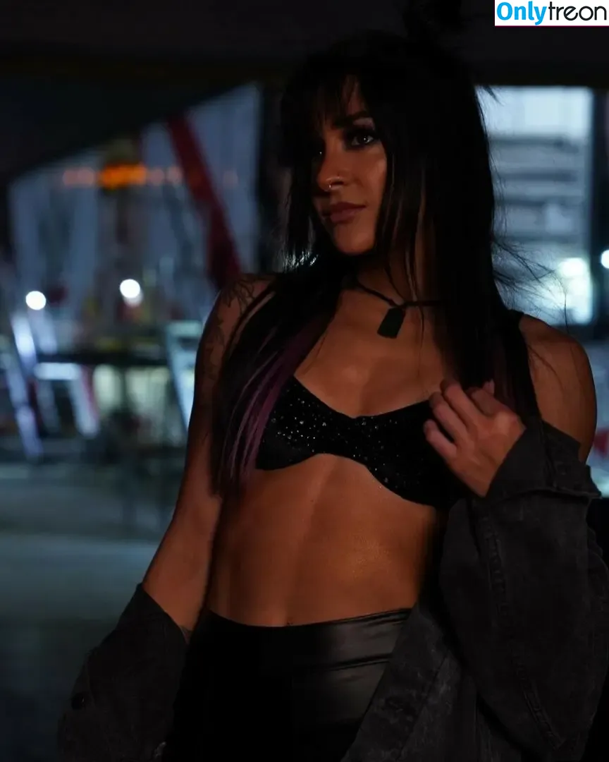 Dakota Kai nude photo #0801 (Charlie Girl / dakota_kai / imkingkota)