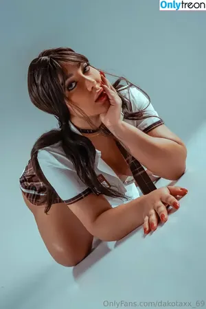 dakotaxx_69 / dakotafoxx9 nude photo #0021