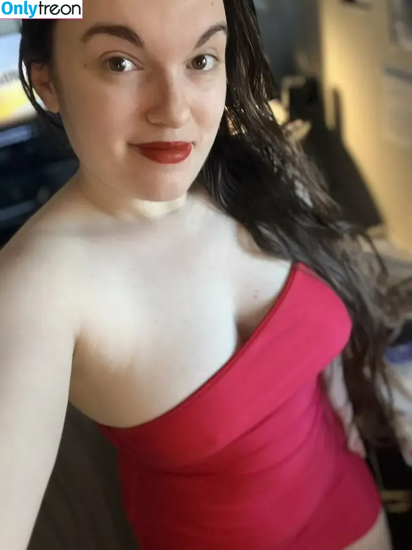 Dana Gricken nude photo #0003 (danagricken)