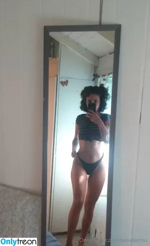 danailanna / danailann nude photo #0002