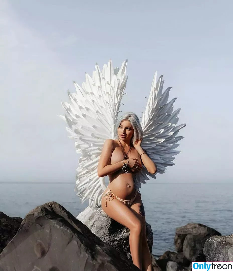 Dance Malyshka nude photo #0414 (dance.malyshka.offi)