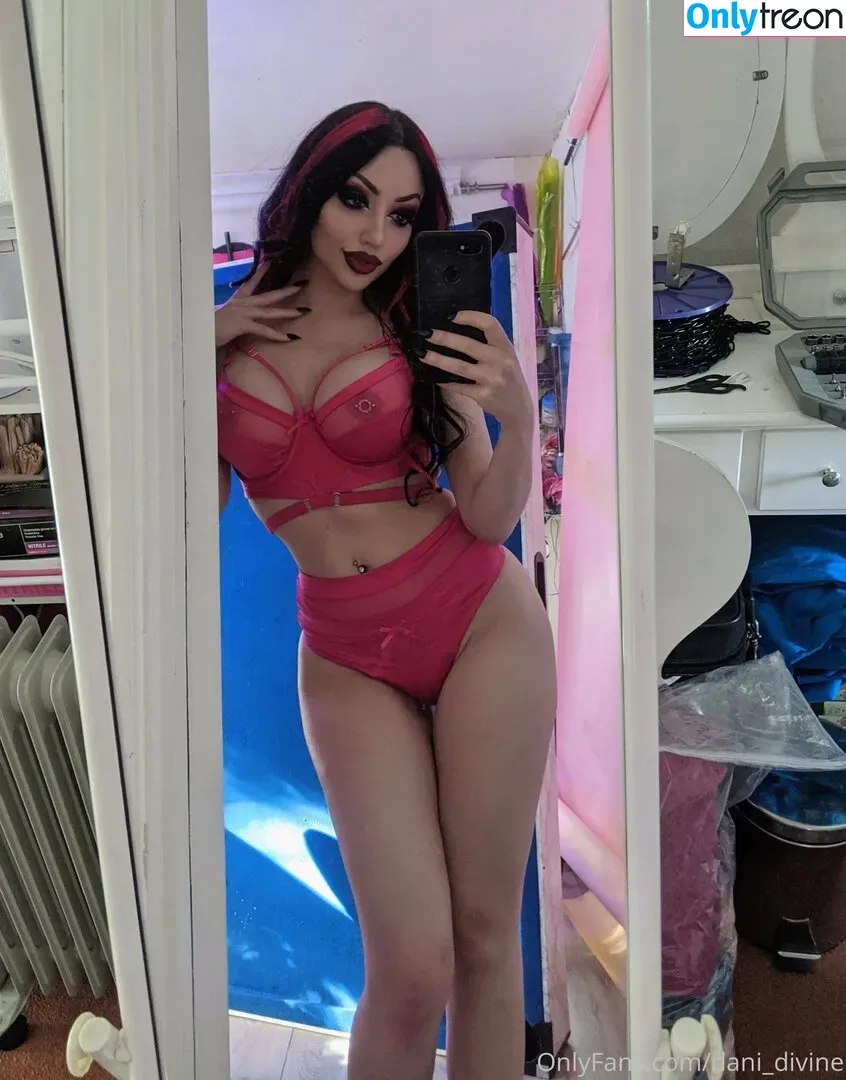 Dani Divine nude photo #0147 (dani_divine)