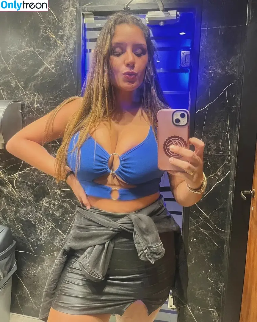 Dani Leiva nude photo #0039 (danileivax)