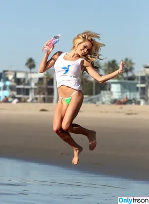 Dani Mathers / DaniMathers / missdanimathers nude photo #0011