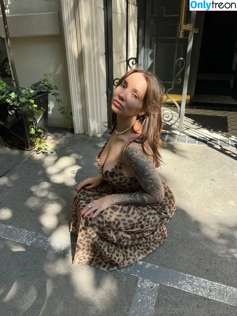 dani_purrre nude photo #0125 (dani_purda)