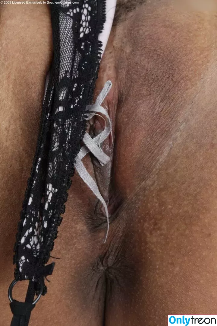 Danica Collins nude photo #0133 (donna.ambrose / justdanica)