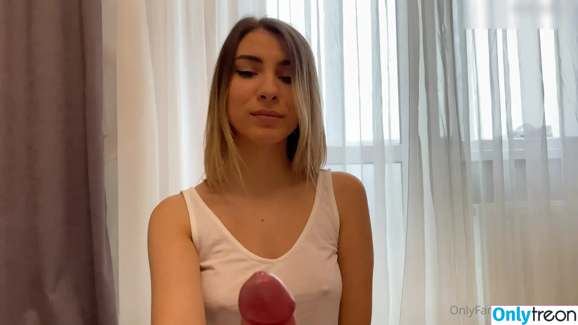 Daniela Beselea nude photo #0060 (Daniela Beselea)