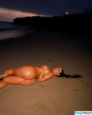 Daniella Lynn / TheDaniellaLynn nude photo #0008