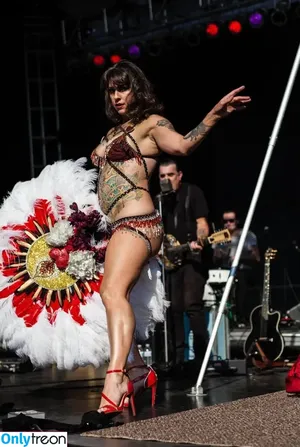 Danielle Colby / DanielleColby / daniellecolbyamericanpicker nude photo #0009