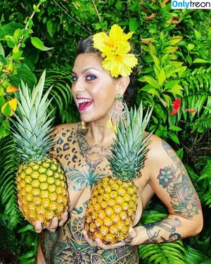 Danielle Colby / DanielleColby / daniellecolbyamericanpicker nude photo #0122