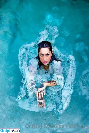Danielle Colby / DanielleColby / daniellecolbyamericanpicker nude photo #0290