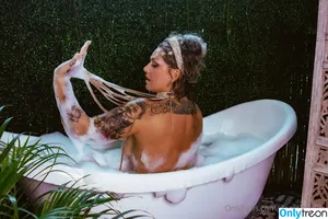Danielle Colby / DanielleColby / daniellecolbyamericanpicker nude photo #0535