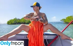 Danielle Colby / DanielleColby / daniellecolbyamericanpicker nude photo #0803