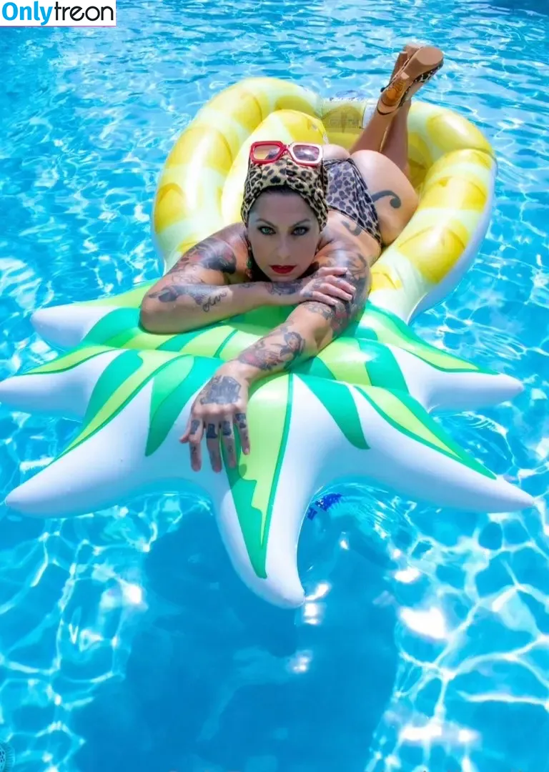 Danielle Colby nude photo #0059 (DanielleColby / daniellecolbyamericanpicker)