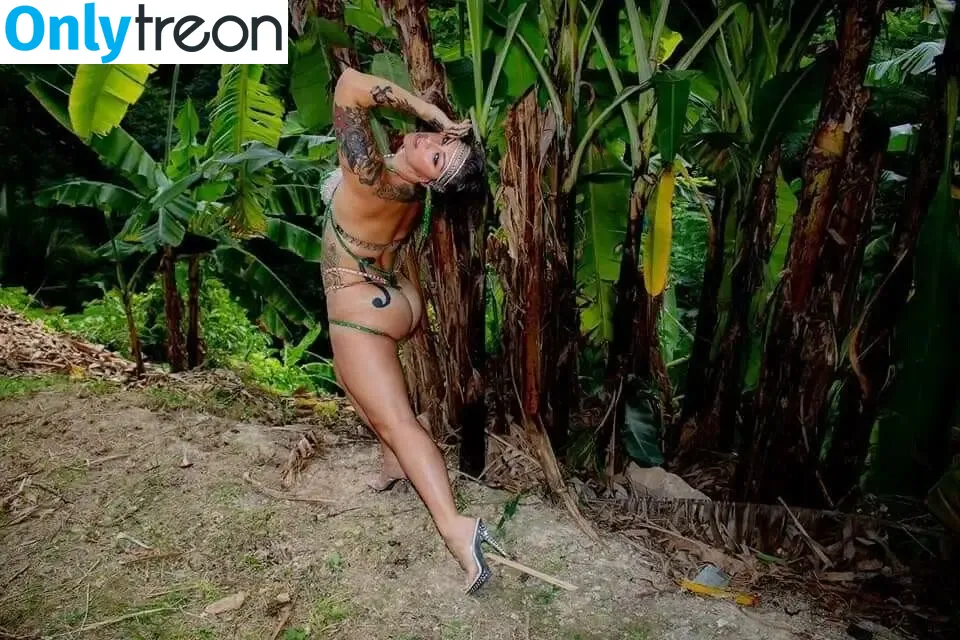 Danielle Colby nude photo #0073 (DanielleColby / daniellecolbyamericanpicker)