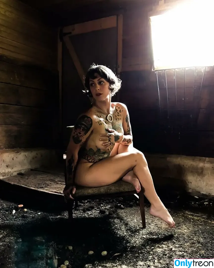 Danielle Colby nude photo #0076 (DanielleColby / daniellecolbyamericanpicker)